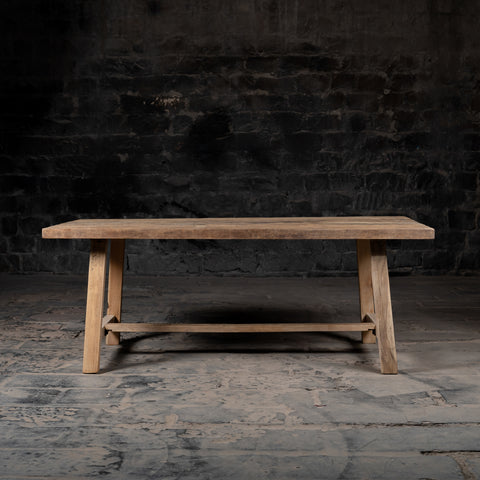 Legacy woodland Dining table