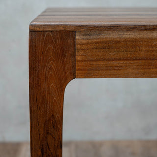 Elara Dining Table - Qarnation