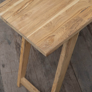 Liova Console Table - Qarnation