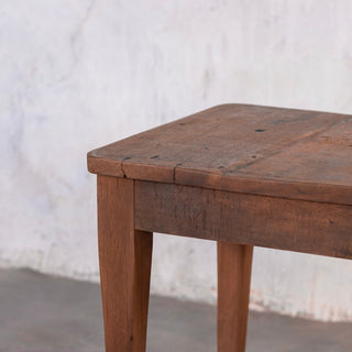 Setle Stool