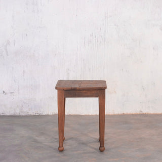 Setle Stool