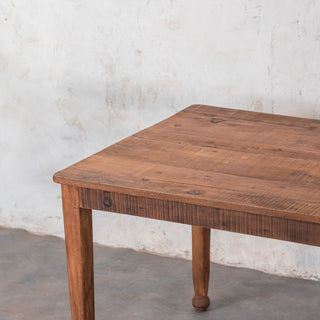 Viola Dining Table