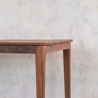 Viola Dining Table